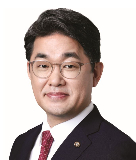배준영