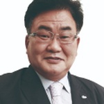 이영우
