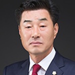 김일만