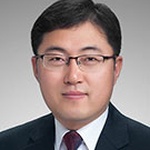 김진웅