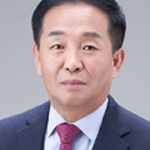 강명철