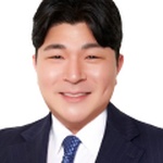 김영현