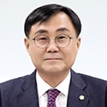 박일