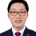 강영웅