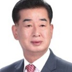 최건