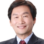 조현일