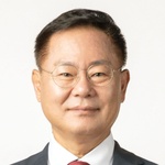 김재욱