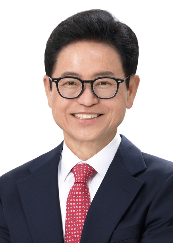 이철우